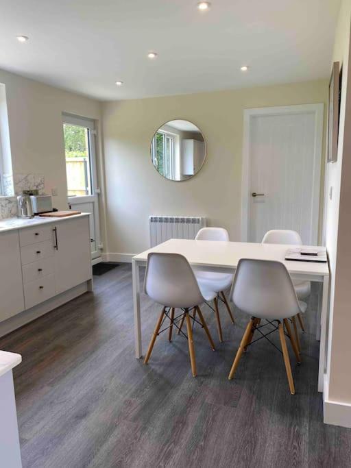 Larks Leaze Lodge, Steeple Ashton, Wiltshire Trowbridge