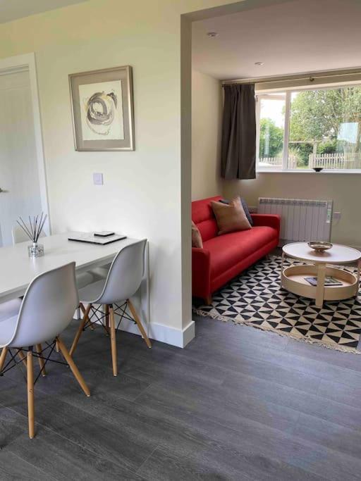 Holiday home Larks Leaze Lodge, Steeple Ashton, Wiltshire Trowbridge