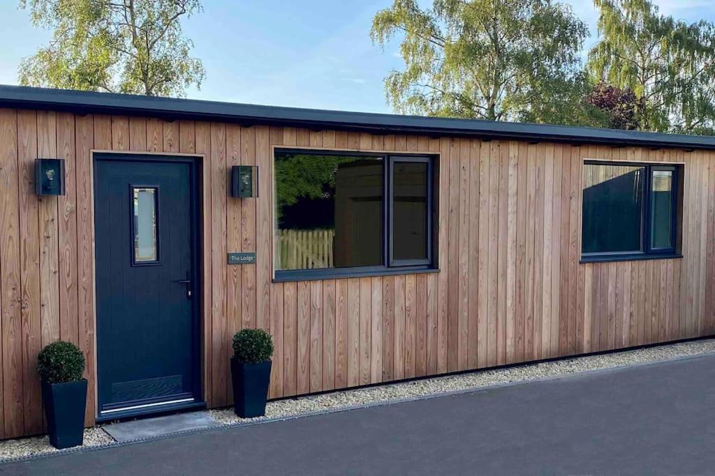 Larks Leaze Lodge, Steeple Ashton, Wiltshire *